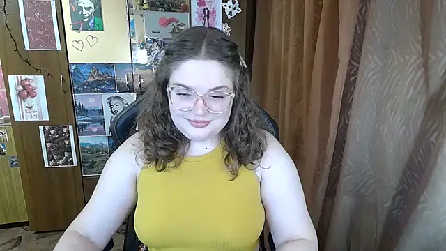 Snapshot of Teasing_Dora chatting on 02-16-26, 05:11 Teasing Dora online show from 02-16-26, 05:11