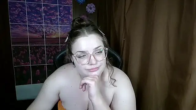 Teasing Dora online show from 07-07-26, 10:24