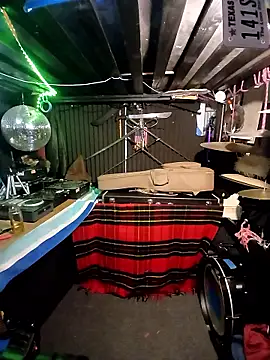 AllucyLu online show from 02-23-26, 04:51