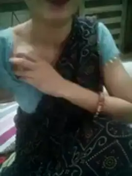 Snapshot of khushi_rawat chatting on 02-06-26, 02:35 khushi rawat online show from 02-06-26, 02:35