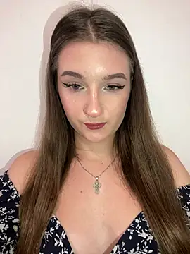 Green eyes lady online show from 07-19-26, 04:59