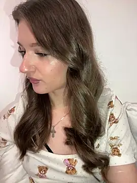 Green eyes lady online show from 02-01-26, 11:52