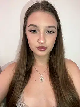 Green eyes lady online show from 07-13-26, 04:39