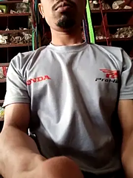 mehedi hot online show from 04-13-26, 08:18