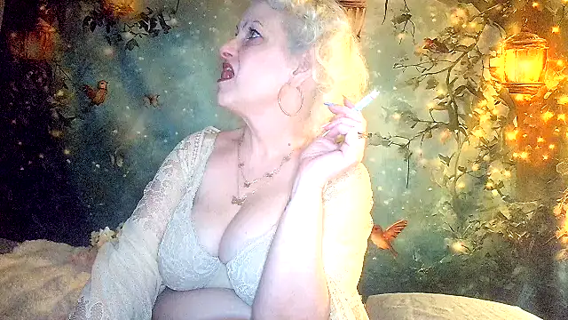 Blondie the librarian online show from 04-11-26, 09:51