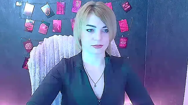 CuttieEmma online show from 03-24-26, 06:57