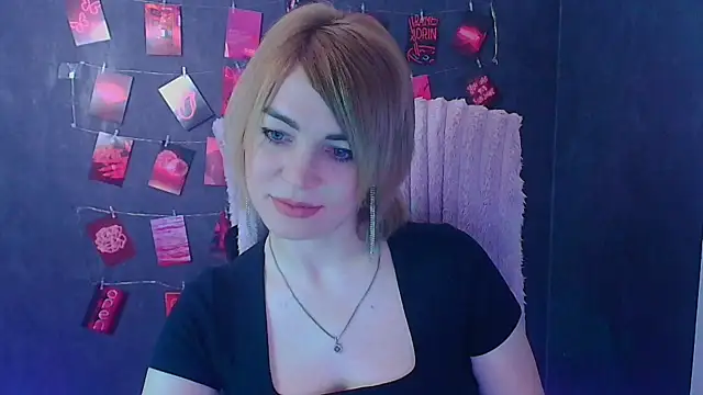 CuttieEmma online show from 03-12-26, 06:50