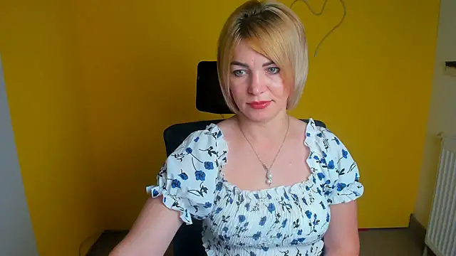 CuttieEmma online show from 07-23-26, 12:46