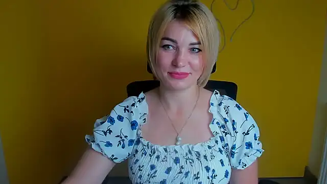 CuttieEmma online show from 08-03-26, 11:38