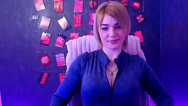 CuttieEmma online show from 03-19-26, 06:46