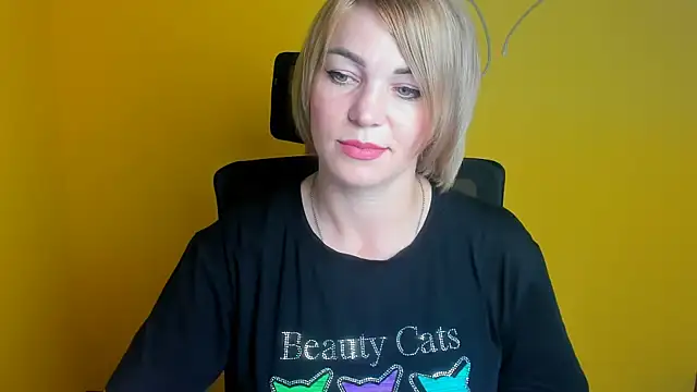 CuttieEmma online show from 07-01-26, 11:43