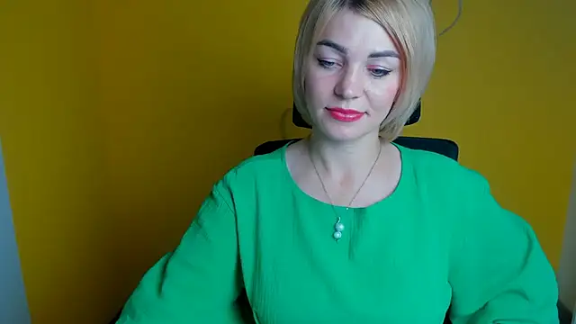 CuttieEmma online show from 07-29-26, 11:53