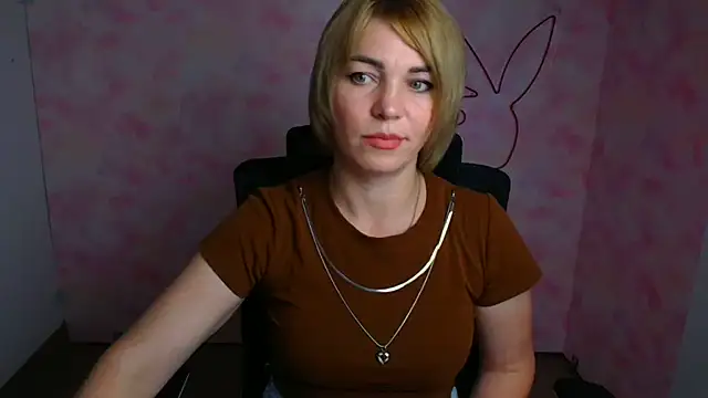 CuttieEmma online show from 07-02-26, 06:19
