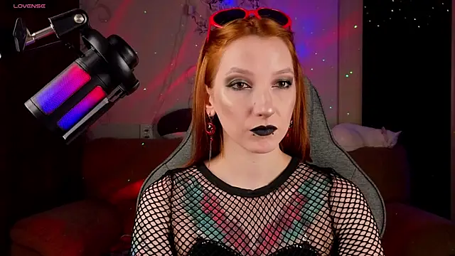 Vamp Mila online show from 04-21-26, 04:02