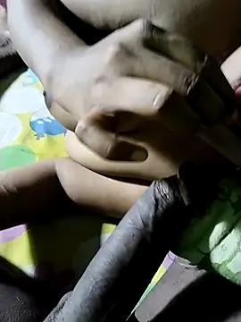 Romantic-Couple999 online show from 04-23-26, 05:03