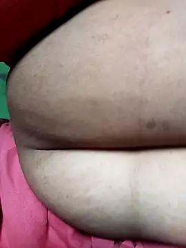 Romantic-Couple999 online show from 04-26-26, 09:39