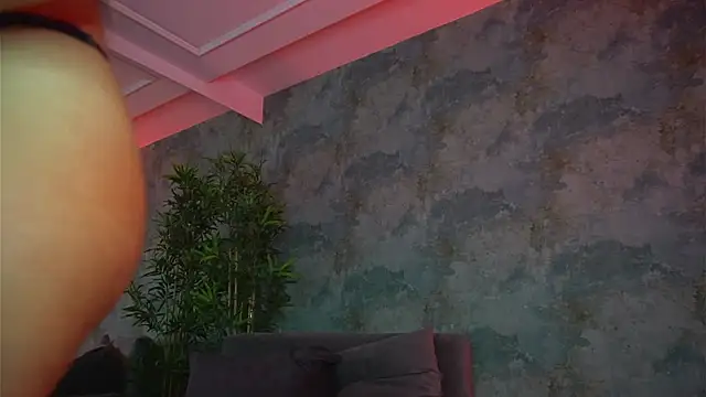 EvaBerryy online show from 05-14-26, 05:37