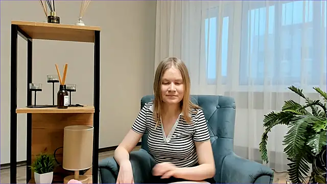 CleliaRostek online show from 02-15-26, 04:13