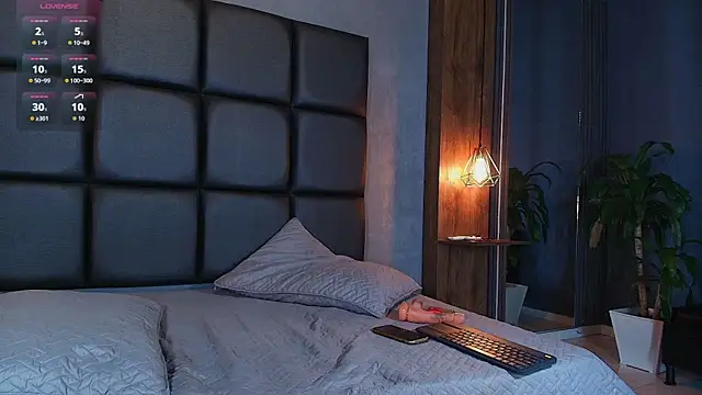 CORAL FOX online show from 03-20-26, 07:31