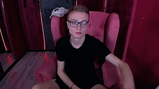 Emmit Barker online show from 02-11-26, 03:34