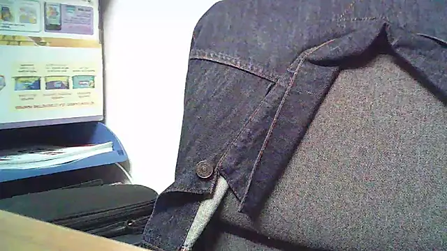 Snapshot of elegantblack chatting on 05-15-26, 11:52 elegantblack online show from 05-15-26, 11:52