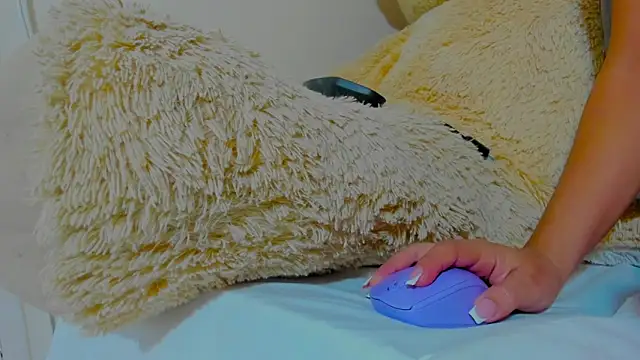 alix pretty18 online show from 02-16-26, 03:10