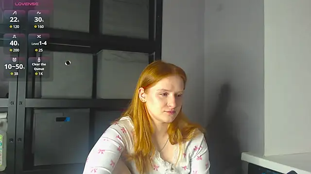 AmandaWatts online show from 04-14-26, 05:23