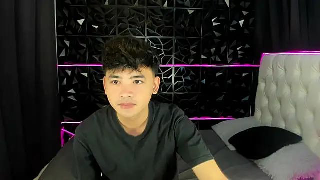 Snapshot of spoiledmycock chatting on 02-05-26, 03:24 spoiledmycock online show from 02-05-26, 03:24