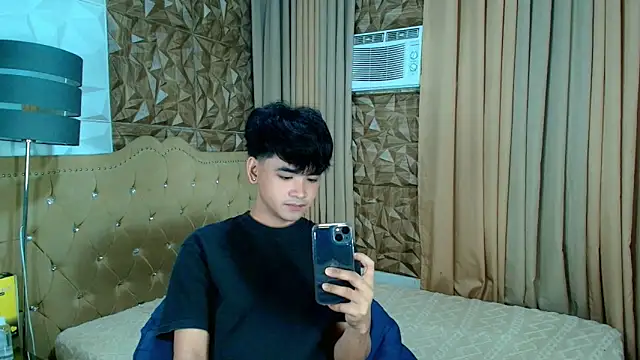 Snapshot of spoiledmycock chatting on 02-20-26, 01:13 spoiledmycock online show from 02-20-26, 01:13