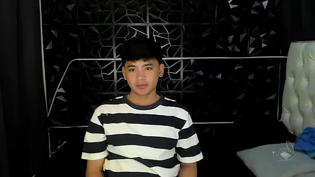 Snapshot of spoiledmycock chatting on 02-06-26, 12:28 spoiledmycock online show from 02-06-26, 12:28