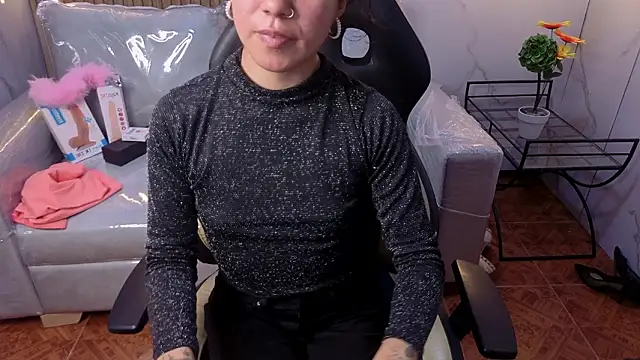 Lynn turner online show from 02-11-26, 01:33