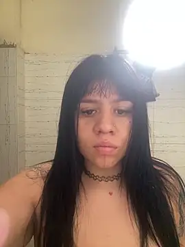 Snapshot of Luna_bigtitss777 chatting on 02-19-26, 02:36 Luna bigtitss777 online show from 02-19-26, 02:36