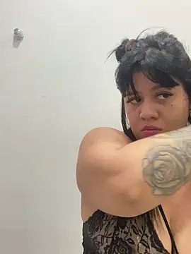 Snapshot of Luna_bigtitss777 chatting on 02-10-26, 12:37 Luna bigtitss777 online show from 02-10-26, 12:37