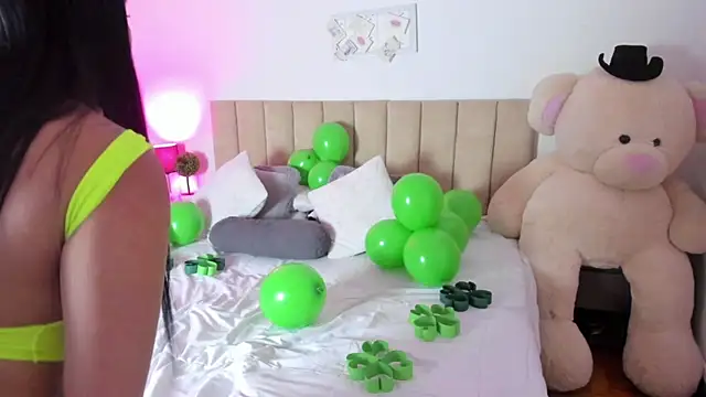 KeylaGomez  online show from 03-17-26, 01:36