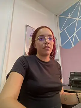 Miss Dior2 online show from 02-12-26, 04:40