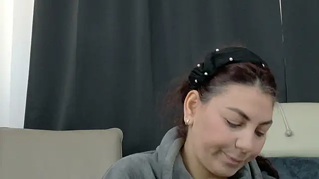 AbellaDesiree online show from 04-05-26, 04:52