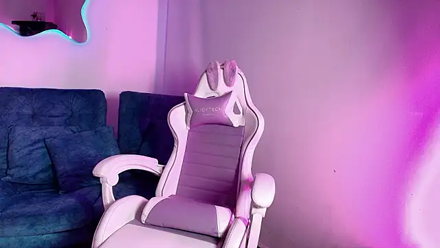 Snapshot of Giaa_Moretii chatting on 02-14-26, 01:50 Giaa Moretii online show from 02-14-26, 01:50