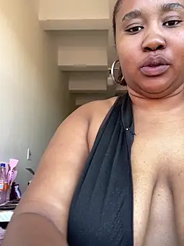 MeekyCurvyAss online show from 05-12-26, 10:10