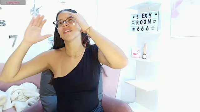 Luna Millers online show from 02-08-26, 11:41