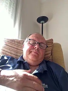 YachtCaptain10 online show from 04-15-26, 08:42