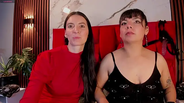 Valkiria-and-Dione online show from 05-09-26, 01:03