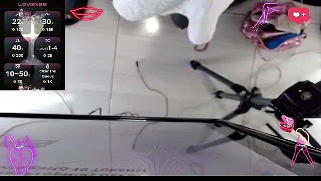 NathalialLooes online show from 03-06-26, 05:35