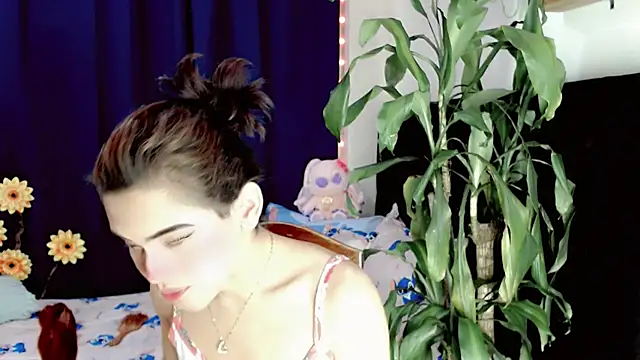NathalialLooes online show from 07-09-26, 05:56