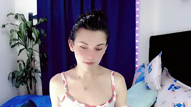 NathalialLooes online show from 07-12-26, 09:48