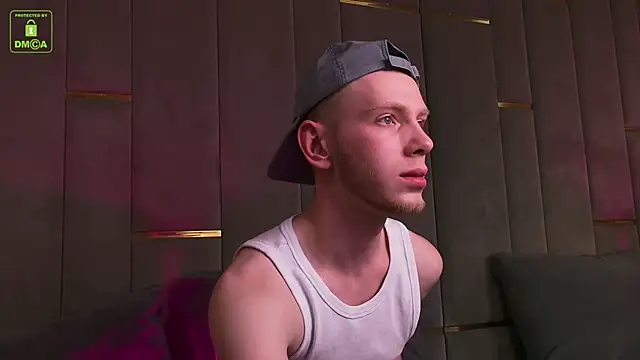 Snapshot of ZidNevil chatting on 02-05-26, 08:26 ZidNevil online show from 02-05-26, 08:26