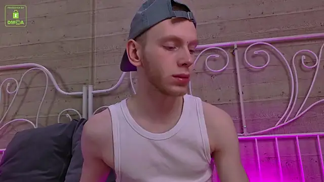 Snapshot of ZidNevil chatting on 02-19-26, 10:23 ZidNevil online show from 02-19-26, 10:23