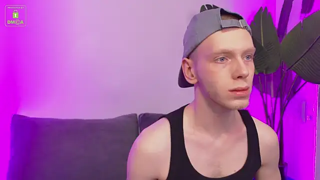 Snapshot of ZidNevil chatting on 02-07-26, 08:17 ZidNevil online show from 02-07-26, 08:17