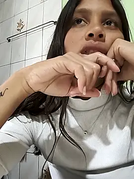 Morochitamika online show from 04-29-26, 05:52