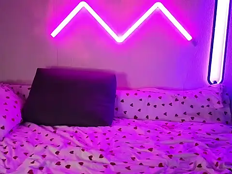 AlyaX X online show from 02-17-26, 12:46