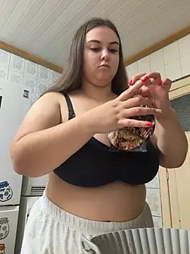 AlyaX X online show from 02-21-26, 05:48